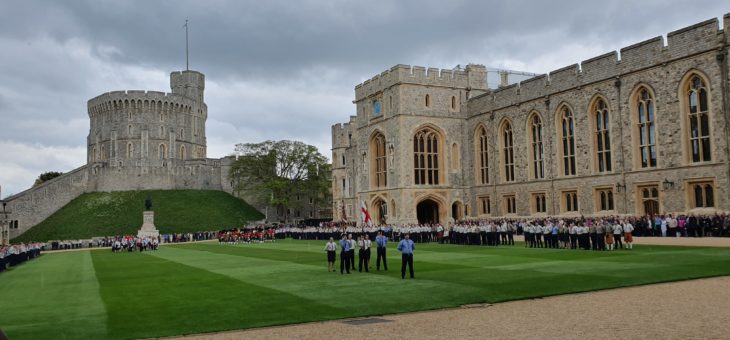 Bathampton Scouts Fly the Flag at Windsor Castle